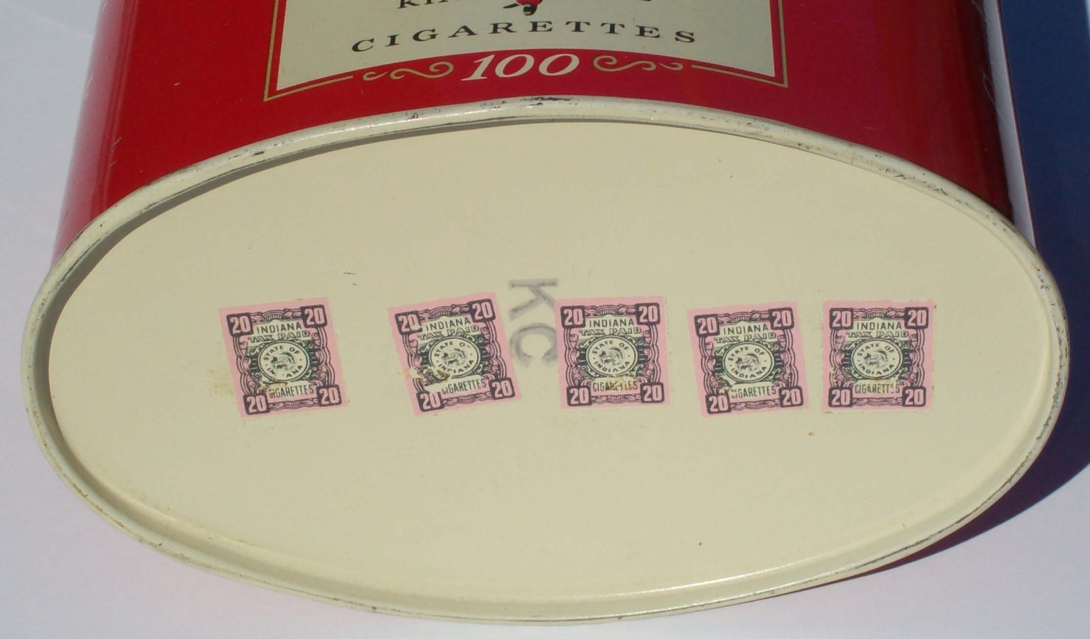 us-tobacco-revenue-stamps-on-their-original-packaging-cigars